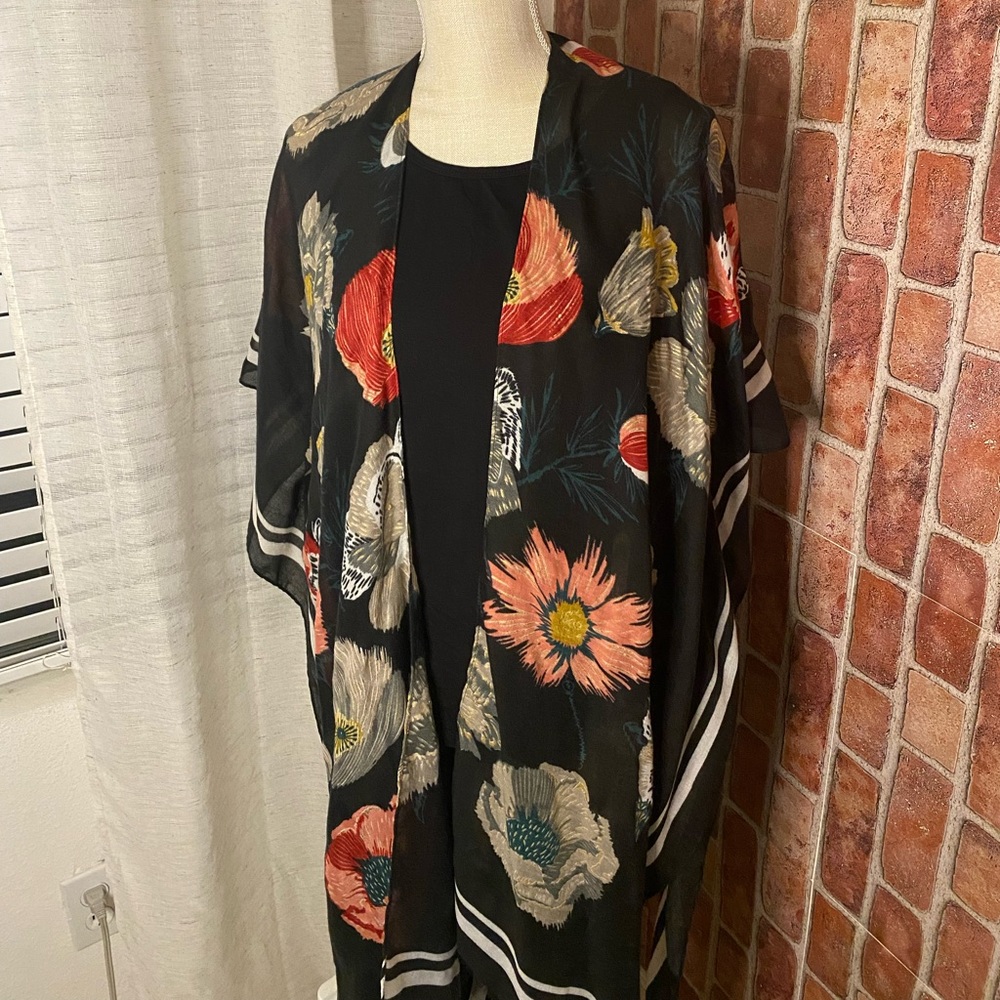 🆑Black Floral Multicolor Kimono OS EUC